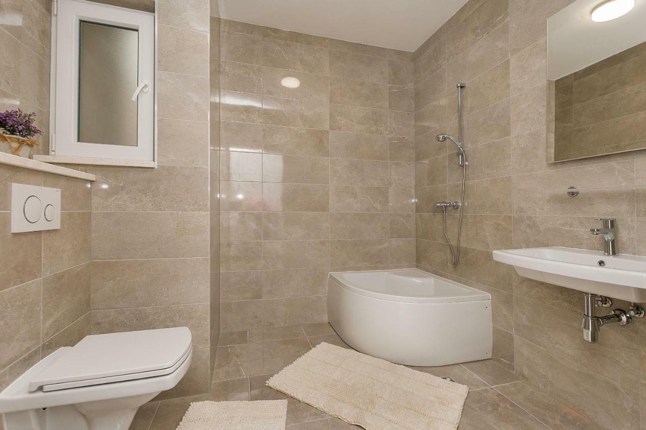 Apartments Danolic 2 พิสัก ภายนอก รูปภาพ